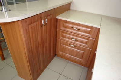 Кухни с барной стойкой